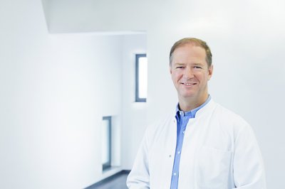 Professor Dr. Thorsten Vowinkel