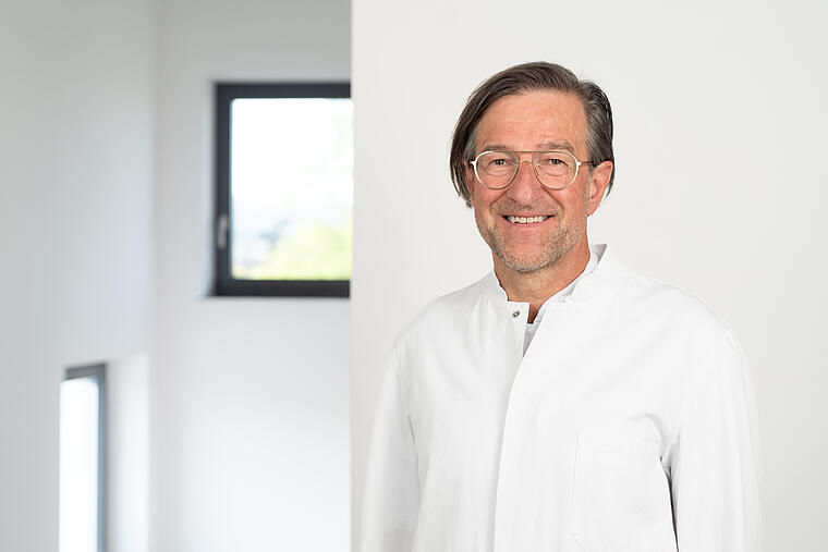 Dr. med. Bernd Köster, Leitender Arzt, St. Josefskrankenhaus Freiburg