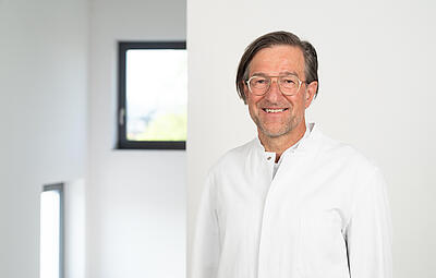 Dr. med. Bernd Köster, Leitender Arzt, St. Josefskrankenhaus Freiburg