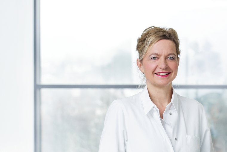 Dr. Michaela Bossart, Direktorin der Frauenklinik und Chefärztin der Gynäkologie am St. Josefskrankenhaus Freiburg